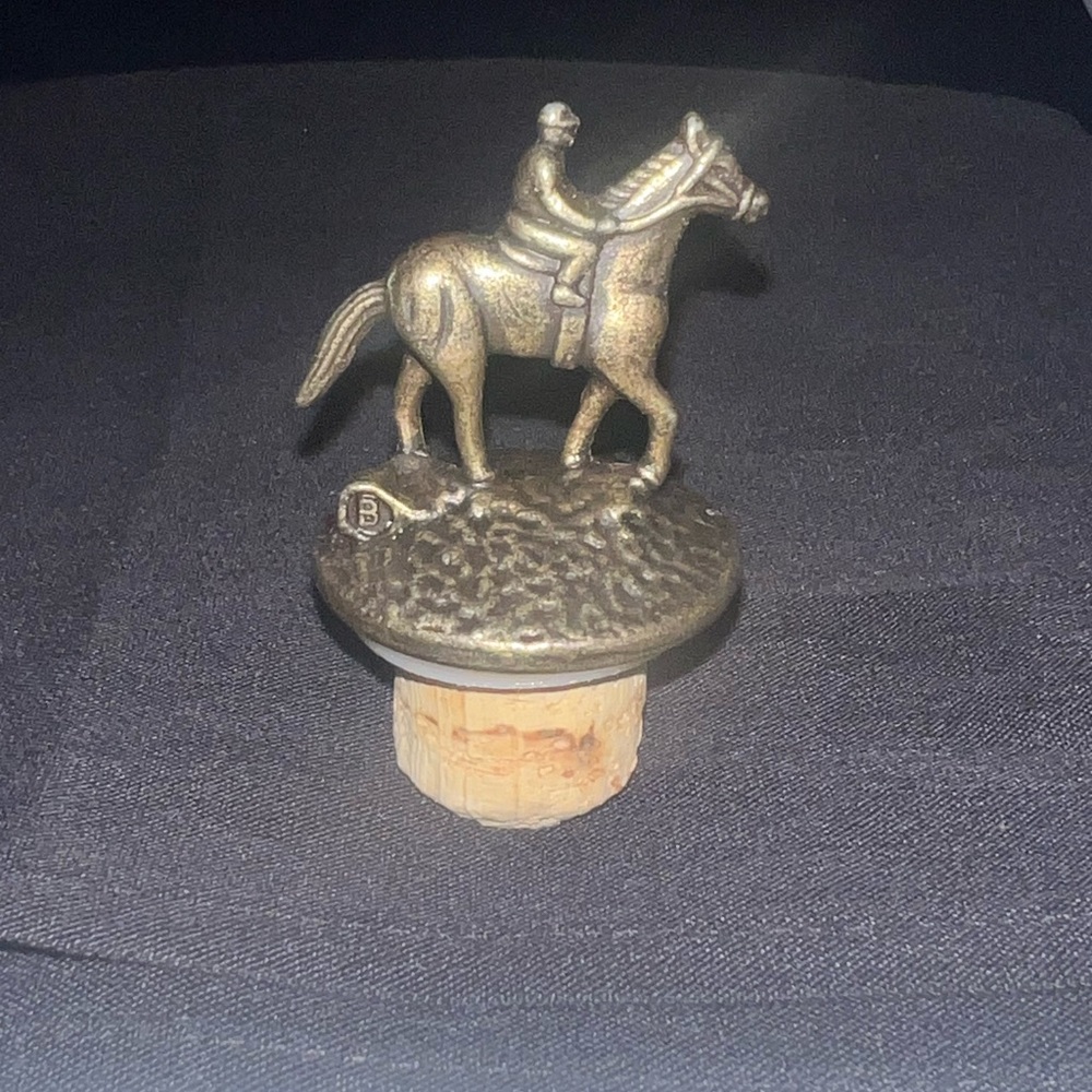 Blantons Bourbon bottle cap “B”